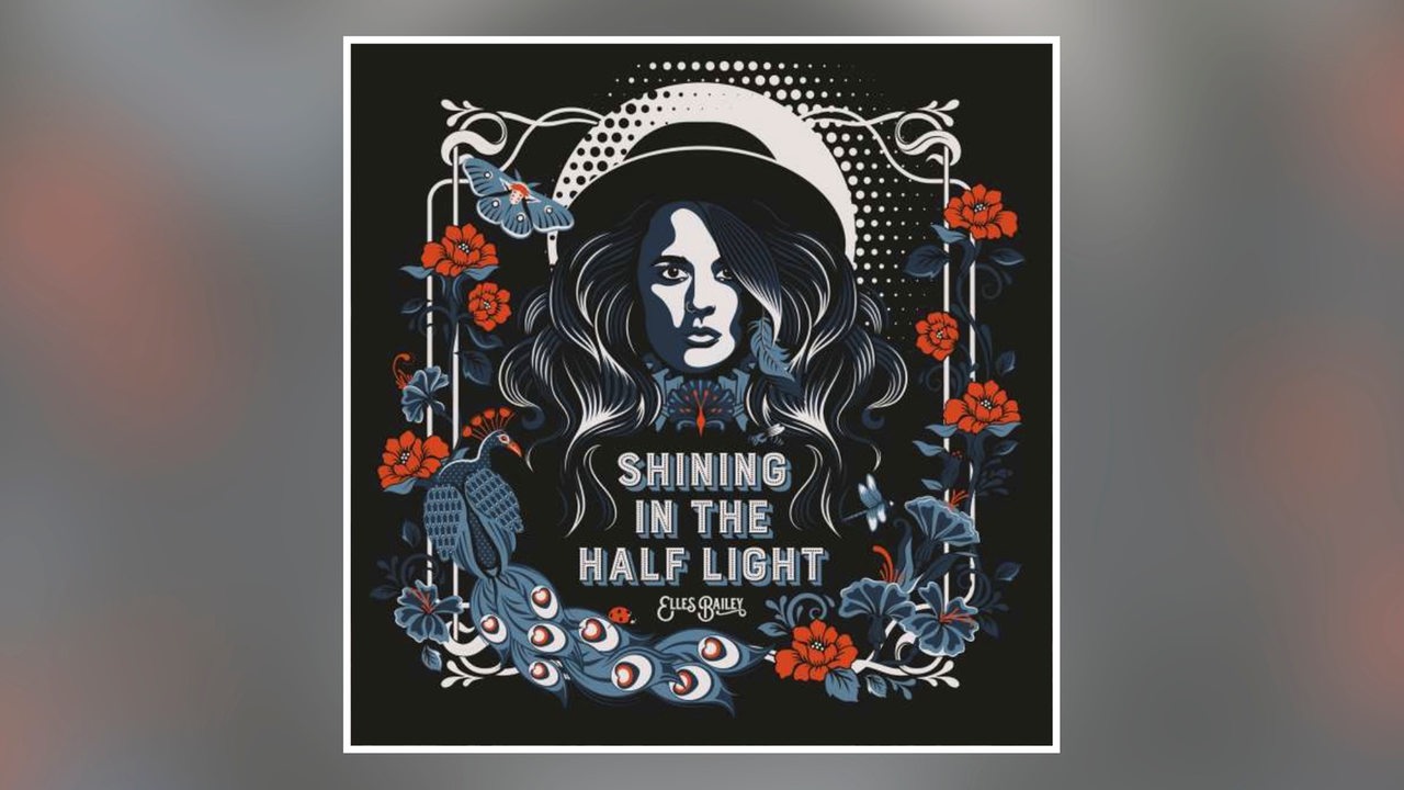 Cover des Albums "Shining In The Half Light" von Elles Bailey