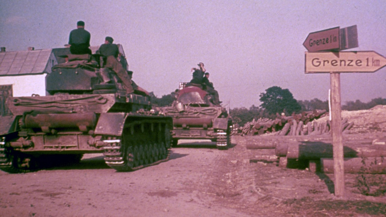 Deutsche Panzer beim Vormarsch an die polnisch-sowjetische Grenze. (Archivbild)