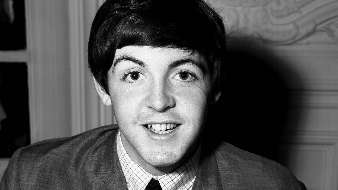 Paul McCartney lächelt