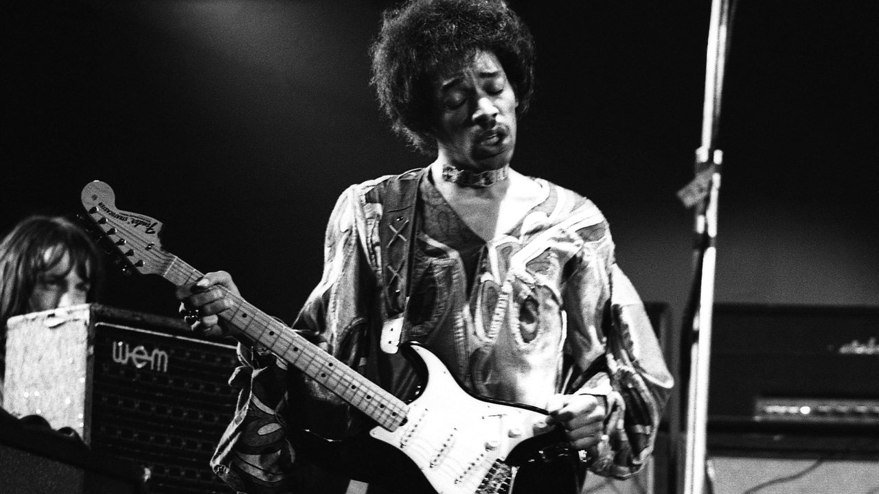 Jimi Hendrix auf einem Konzert am 30.8.1970 in Paris (Archivbild)