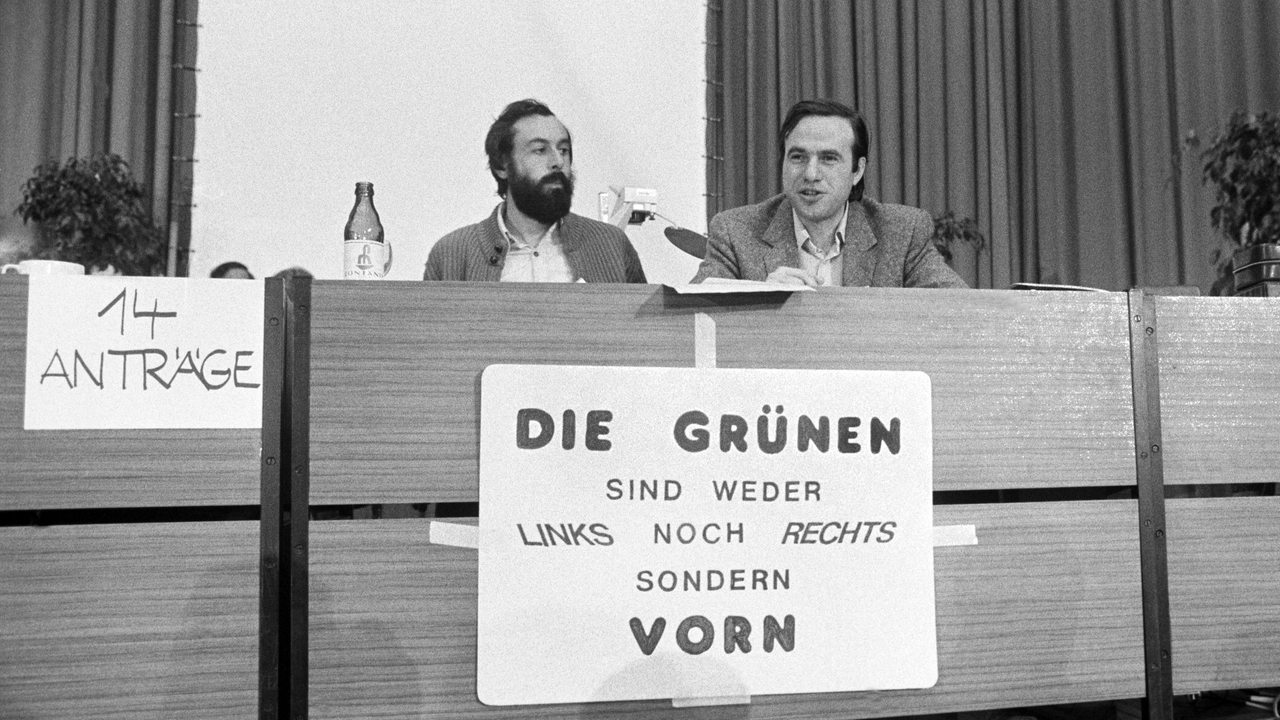 Karl Kerschgens (l) und Dietrich Wilhelm Plagemann am 12.01.1980 in Karlsruhe auf dem 3. Kongress der "SPV - Die Grünen"