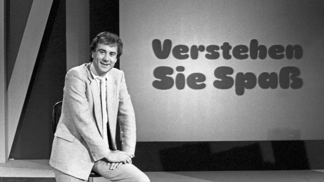 Der Schweizer Fernsehmoderator und Fernsehjournalist Kurt Felix in seiner Sendung "Verstehen Sie Spaß?"