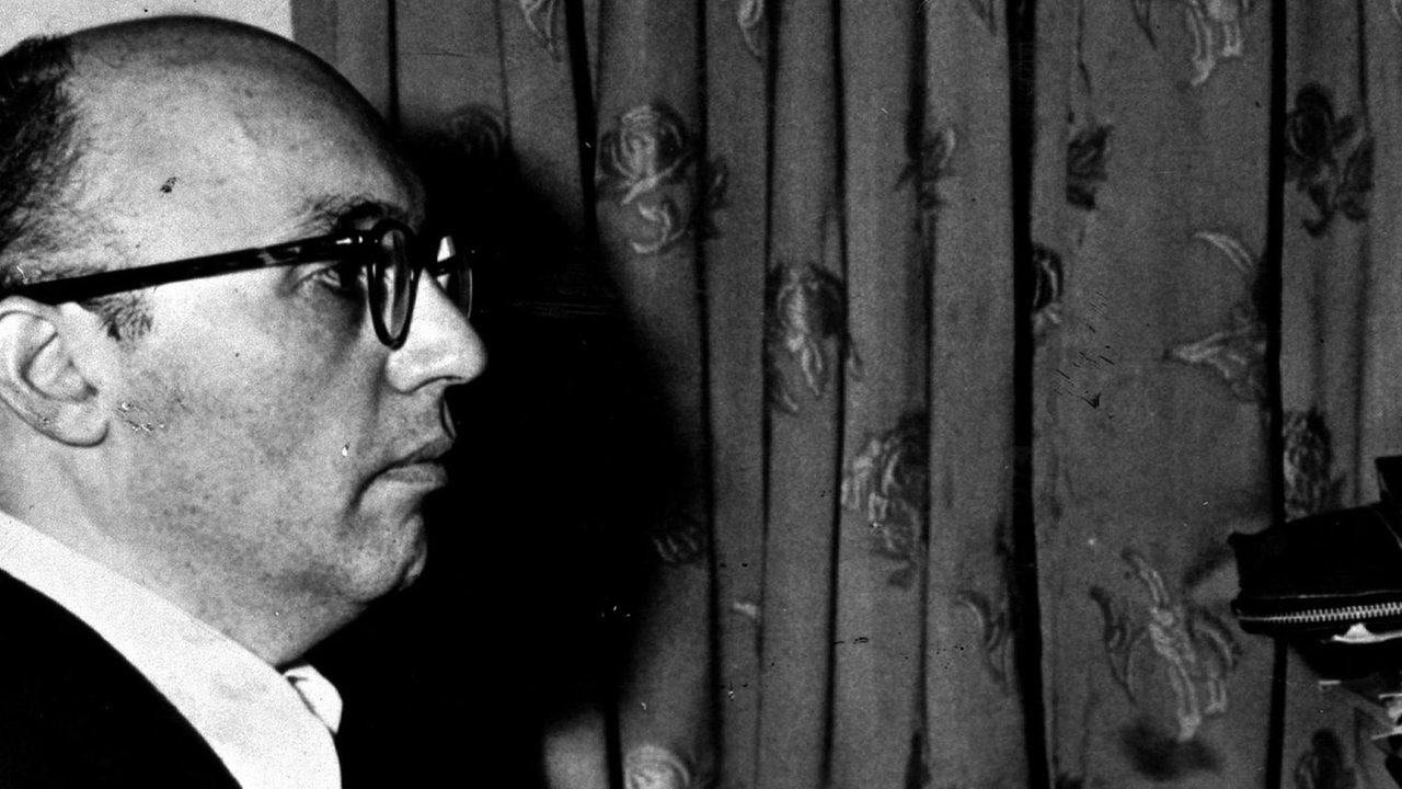 Kurt Weill am Klavier um 1945 