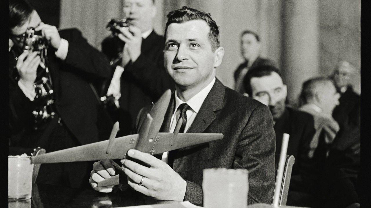 Francis Gary Powers bei einer Anhörung vor Gericht im Jahre 1962 (Archivbild)