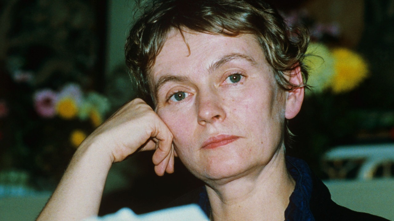 Bärbel Bohley (1945-2010), Künstlerin und Mitinitiatorin der DDR-Oppostionsbewegung "Neues Forum", 1989