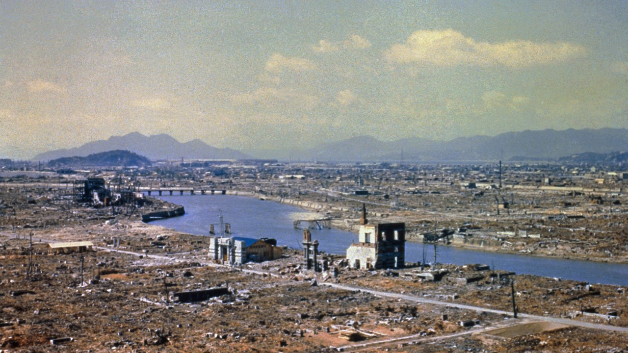 Völlig zerstörtes Hiroshima nach dem Atombombenabwurf 1945 (Archivbild)