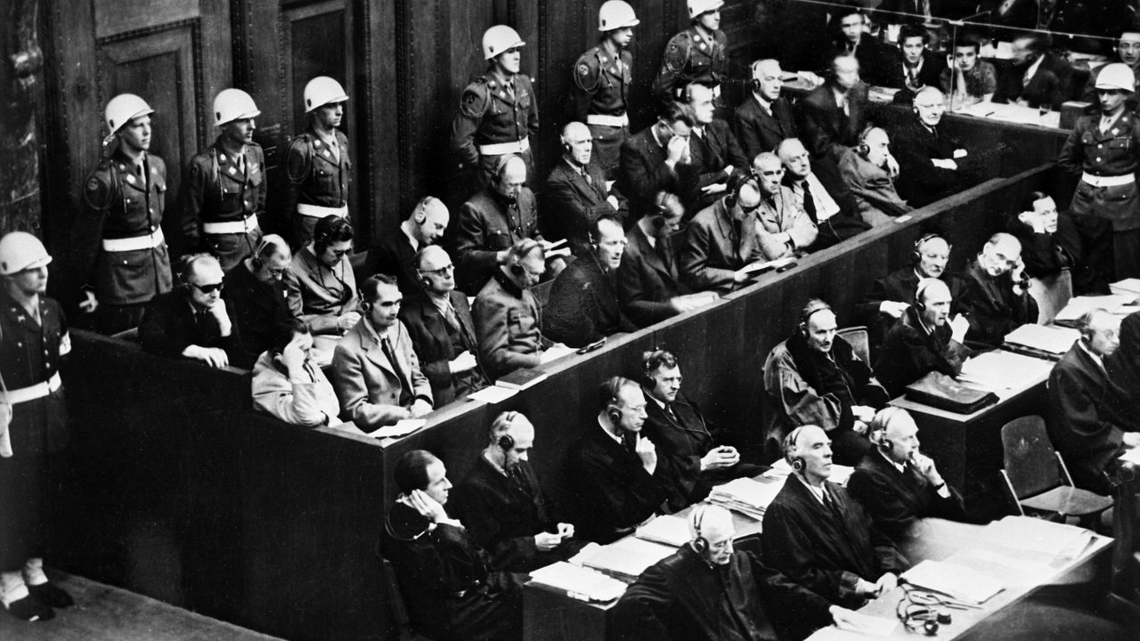 Blick auf die Anklagebank während der Eröffnung der Nürnberger Prozesse. (Archivbild)