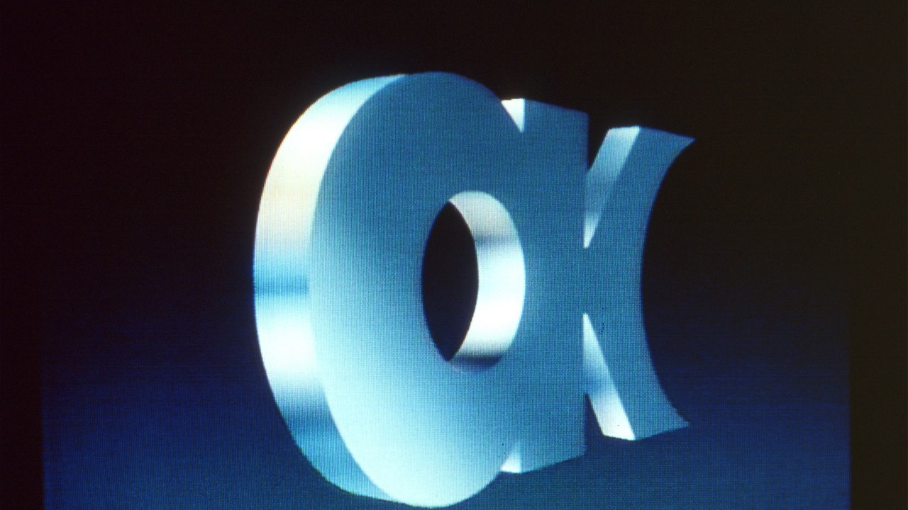 Logo der "Aktuellen Kamera" auf einem alten Fernsehbildschirm (Archivbild)
