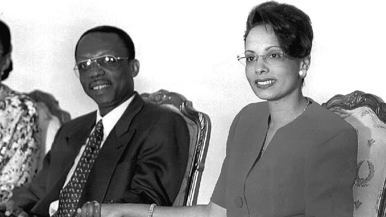 Haitis Präsident Jean Bertrand Aristide und seine Frau Mildred Trouillot Aristide während einer Veranstaltung Anfang der 90er (Archivbild)