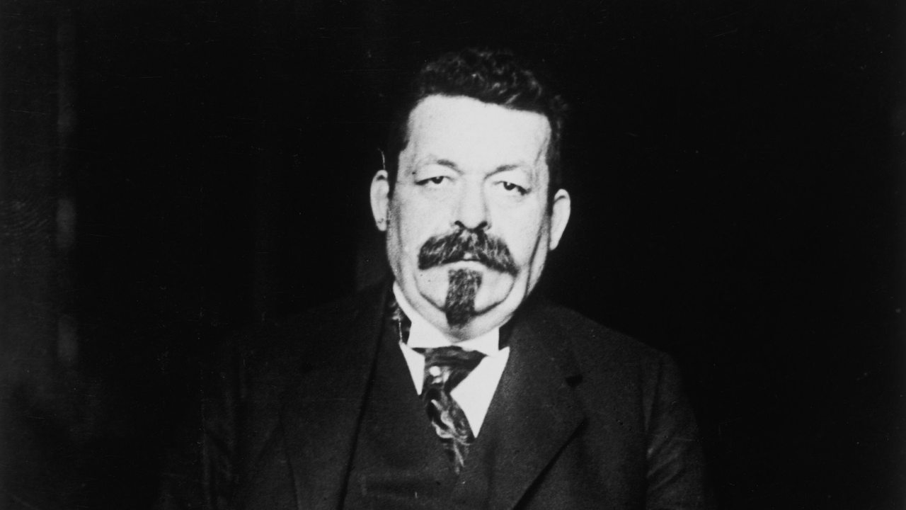 Friedrich Ebert, Foto um 1918.