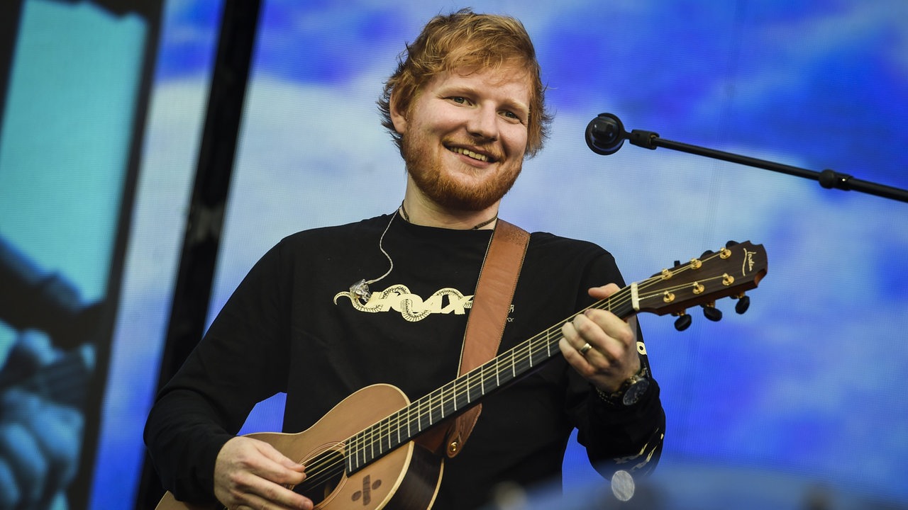 Ed Sheeran während eines Auftritts im Jahre 2019 (Archivbild)