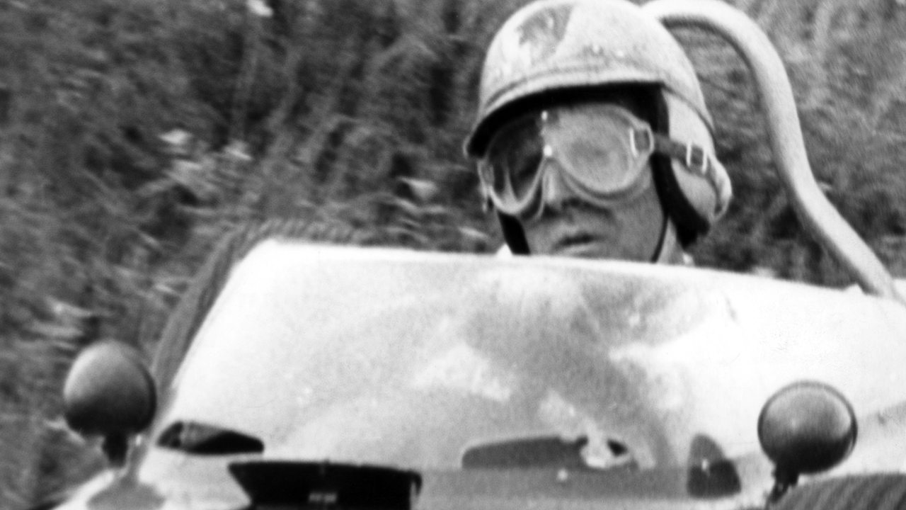 Der deutsche Rennfahrer Wolfgang Graf Berghe von Trips in seinem Ferrari während des GP von Italien auf der Rennstrecke in Monza am 10. September 1961