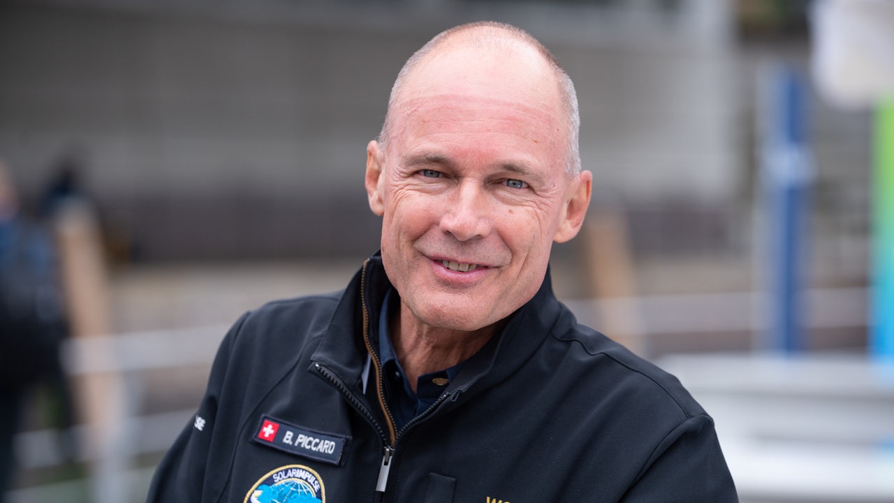 Porträt von Bertrand Piccard 2021 in Hamburg