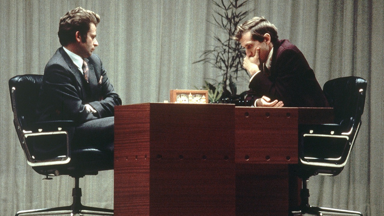 Bobby Fischer (rechts) bei seinem letzten Spiel gegen Boris Spassky 1972