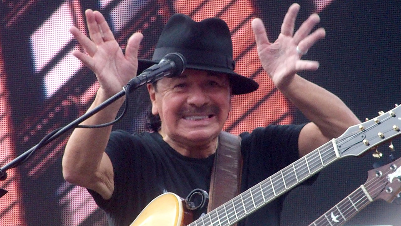 Carlos Santana während eines Konzerts 2021 in New York