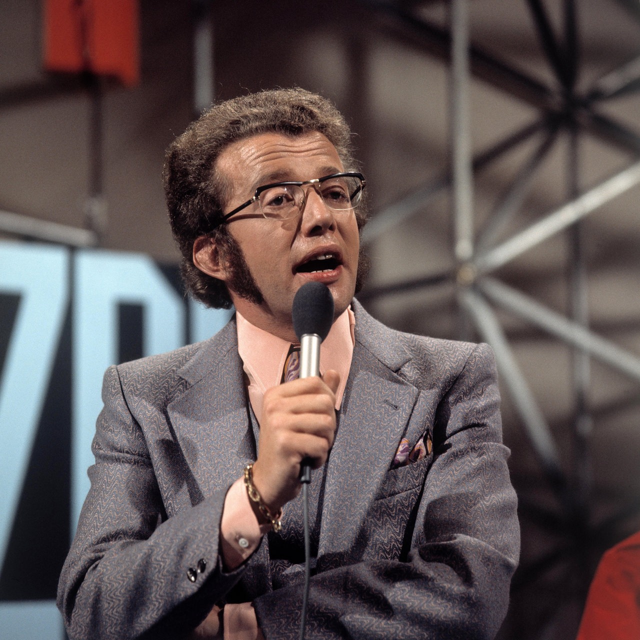 Moderator Dieter Thomas Heck 1970 im ZDF (Archivbild)