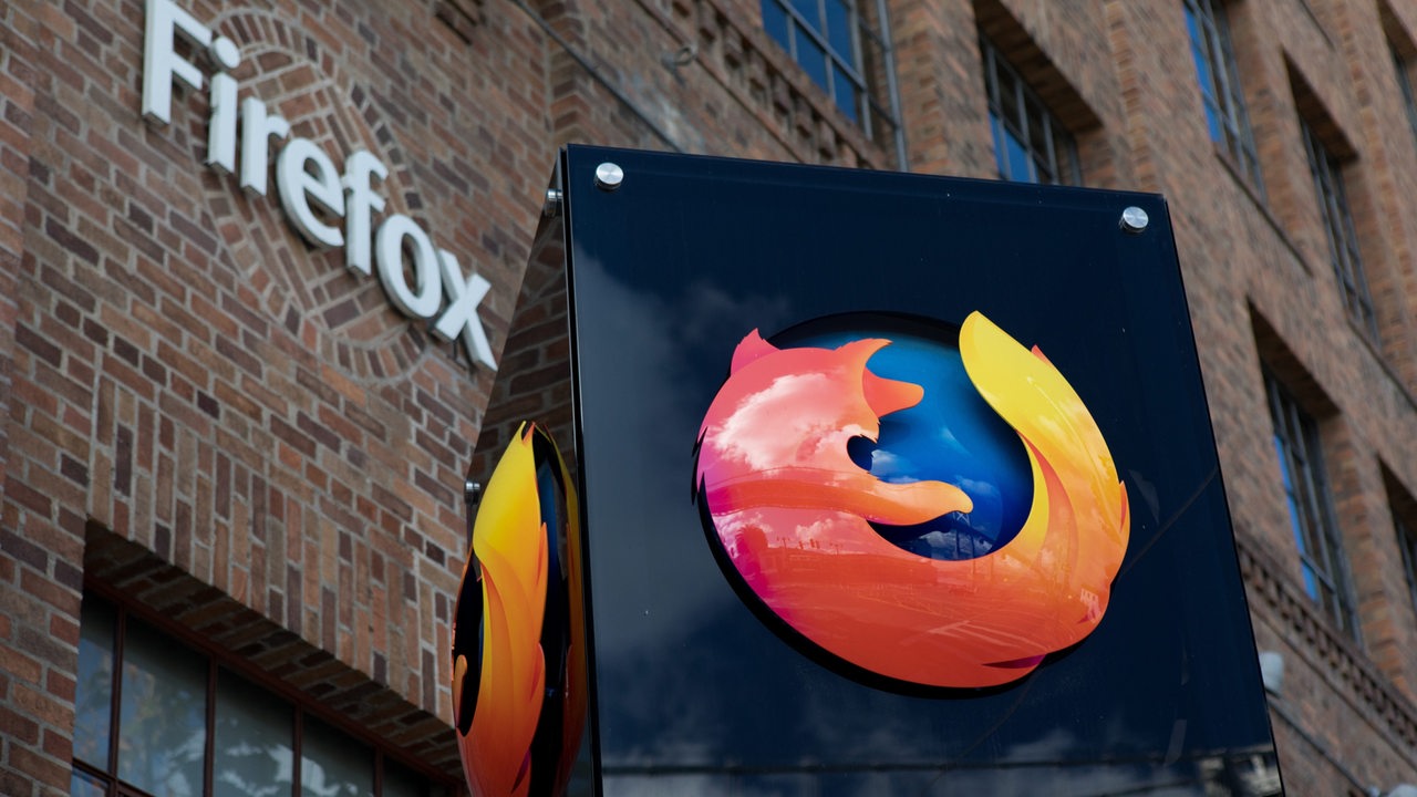 Firefox-Logo am Gebäude der Software-Firma Mozilla in San Francisco, aufgenommen im November 2018.