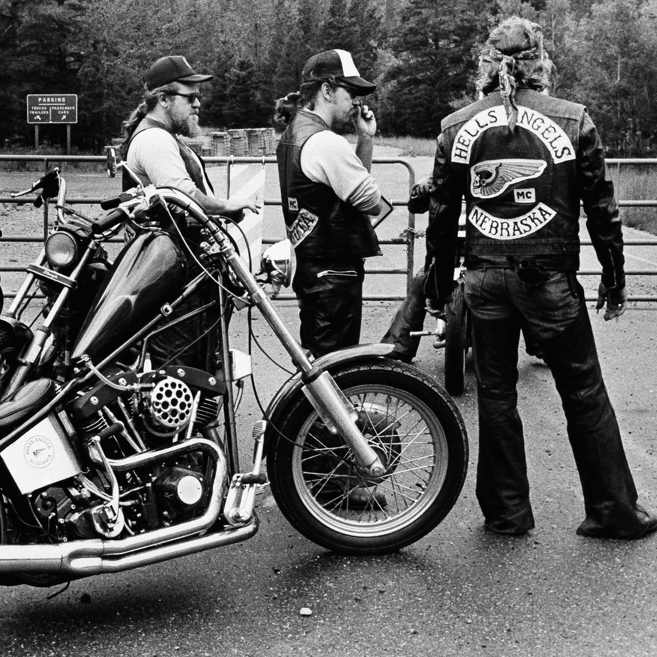 Hells Angels Mitglieder mit Motorräders aus verschiedenen Gebieten der USA. SW-Bild von 1982