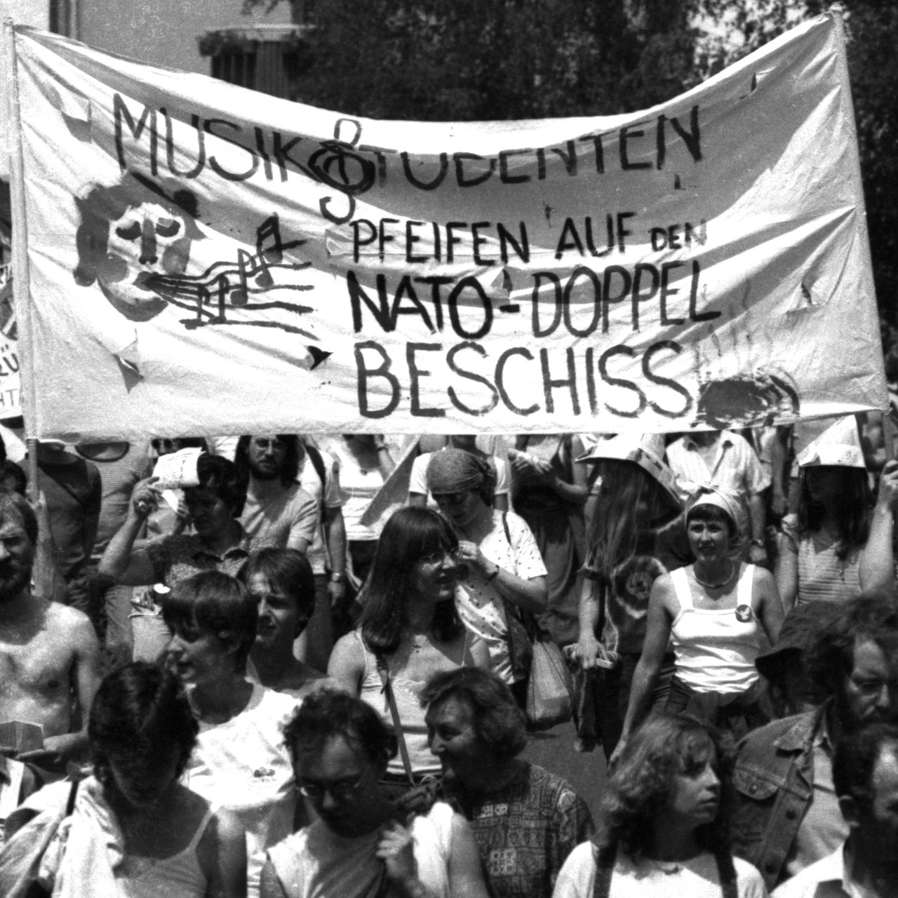 Demonstrationen gegen den Nato-Doppelbeschluss 1982 (Archivbild)