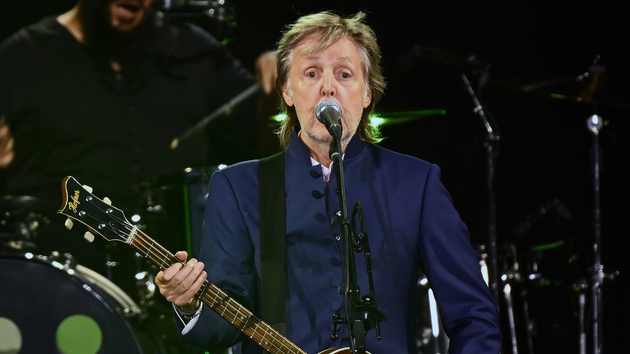 Paul McCartney auf der Bühne im Camping World Stadium in Orlando, Mai 2022