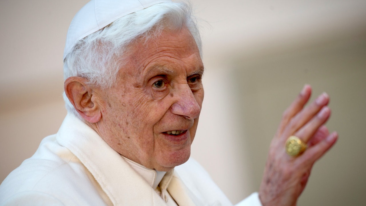 Papst Benedikt XVI. hat 2013 als erster Papst der Neuzeit seinen Rücktritt erklärt