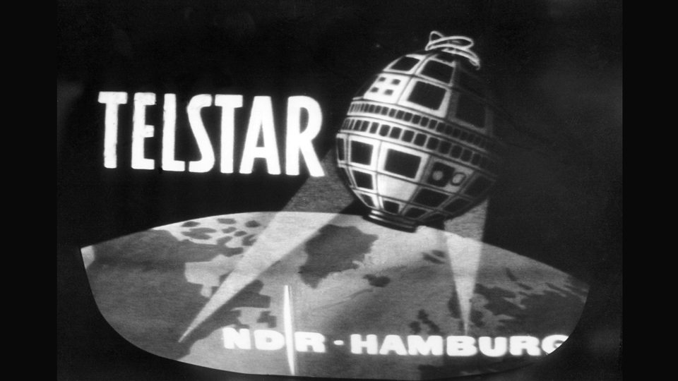 Ein Standbild des NDR aus Hamburg ist am 23.07.1962 zum Auftakt der ersten Fernseh-Live-Übertragung eines Fernsehprogramms aus den USA nach Europa zu sehen.