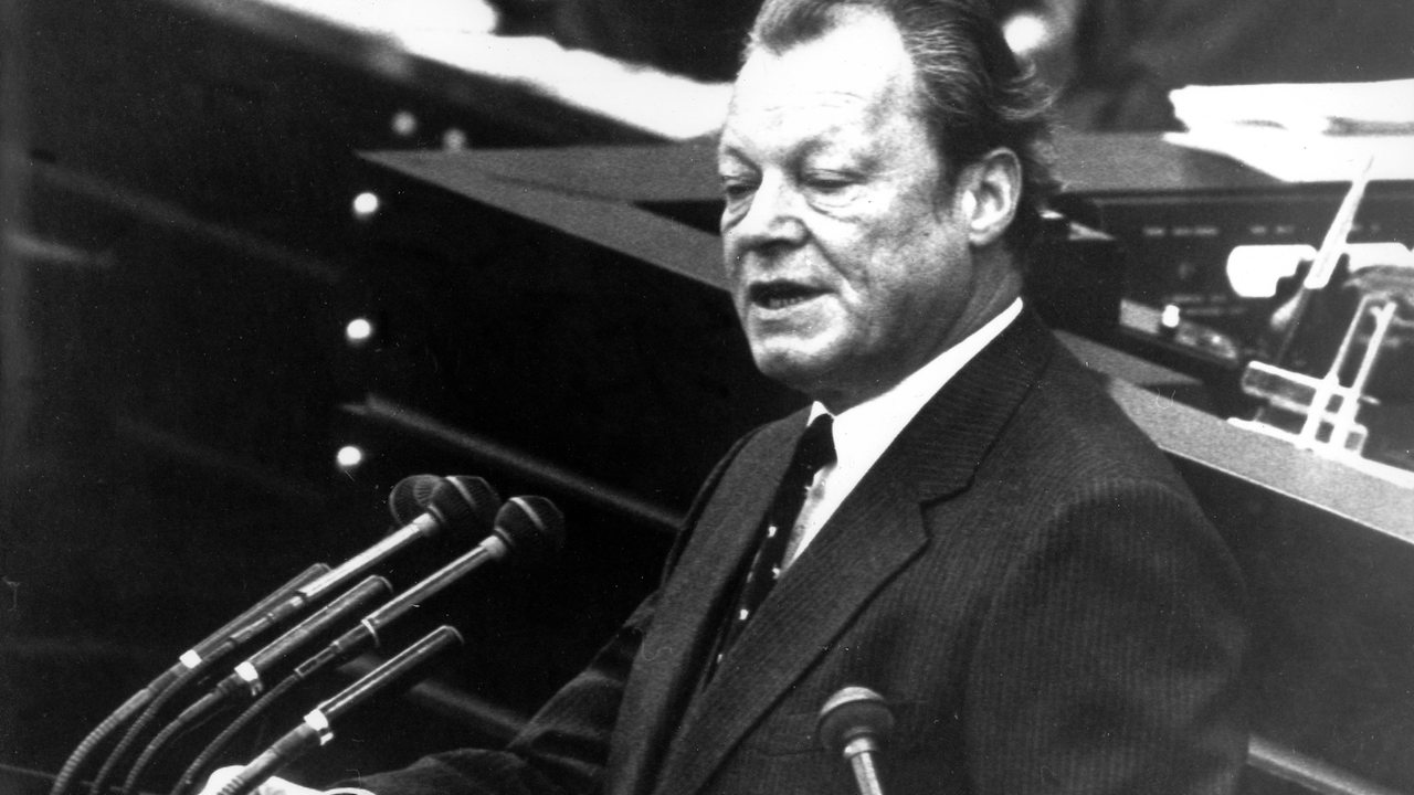 Bundeskanzler Willy Brandt stellt am 20.09.1972 vor dem Bonner Bundestag die Vertrauensfrage. 