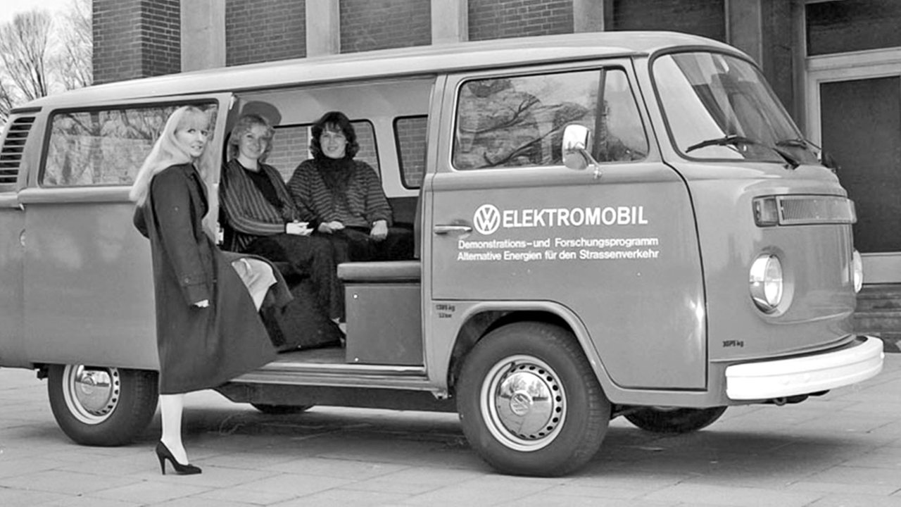 6.11.1972: VW stellt E-Bulli vor - Bremen Eins