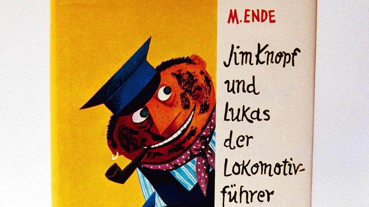 Das Buch "Jim Knopf und Lukas der Lokomotivführer" von Michael Ende (Archivbild) 