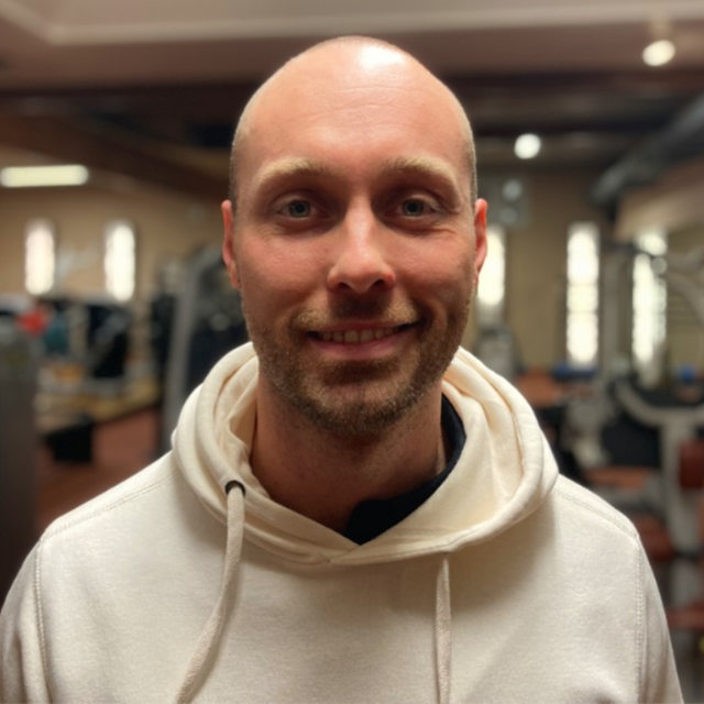 Christopher Starke, 33 Jahre, Trainer in Fitnessanlage.