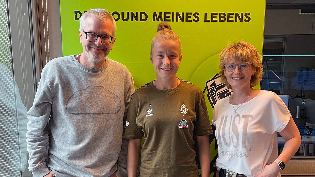 Michelle Ulbrich mit JUK und Anja Kwijas