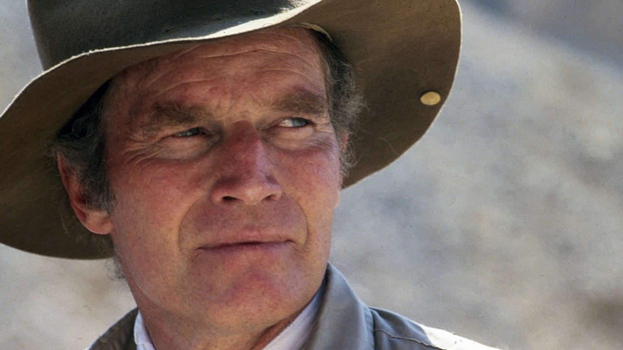 Charlton Heston, 1980, im Film "The Awakening"