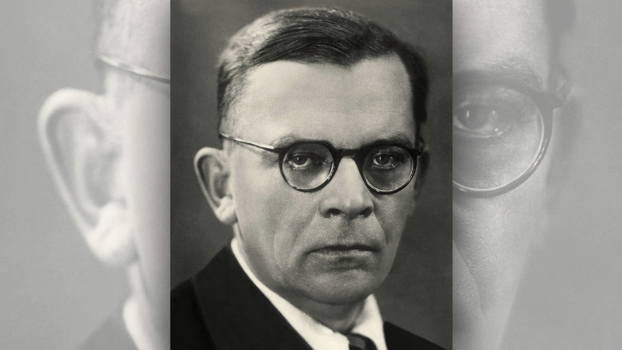 Fallada, Hans; eigentl. Rudolf Ditzen. Schriftsteller; Greifswald 21.7.1893  Berlin 5.2.1947. Porträtaufnahme