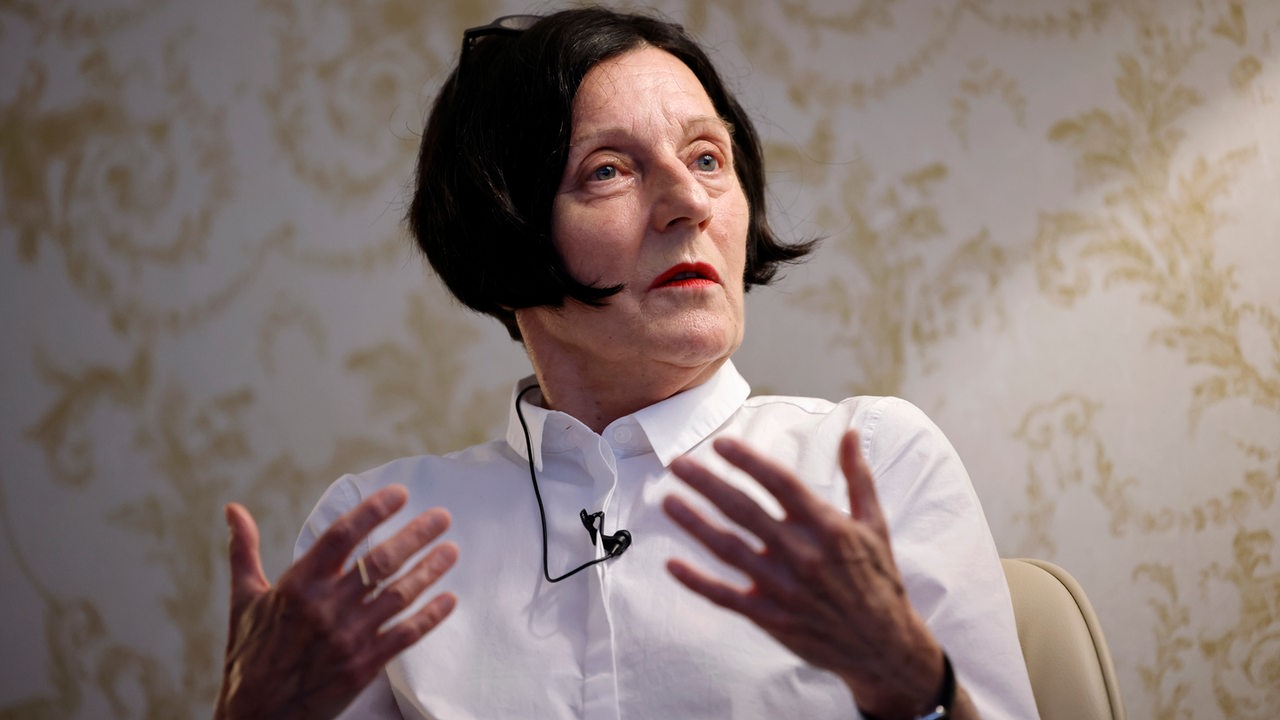 Schriftstellerin Herta Müller bei einer Lesung im Rahmen des Literaturfestivals 'Literatur am Dom' am Altenberger Dom.