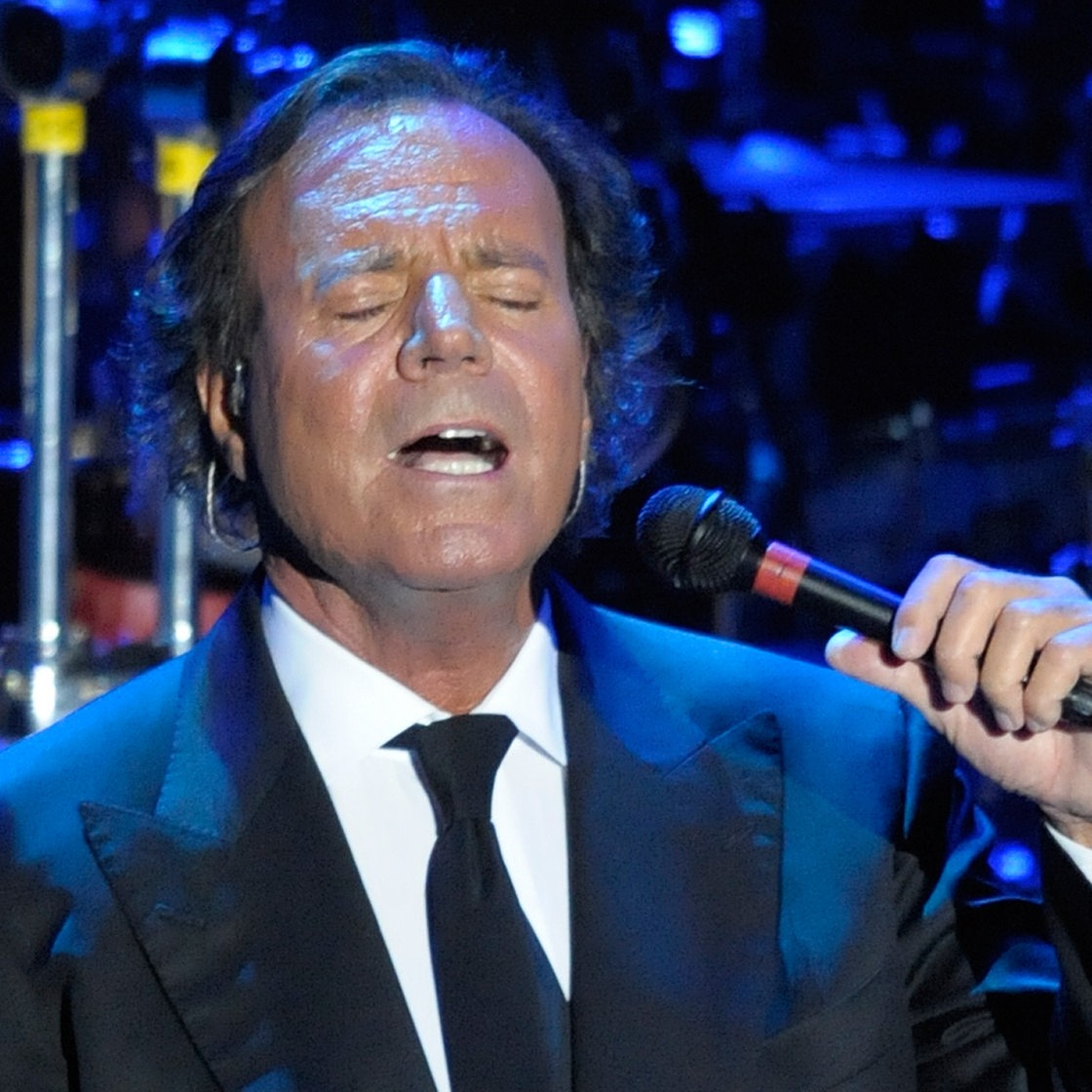 Julio Iglesias 2008 auf der Bühne
