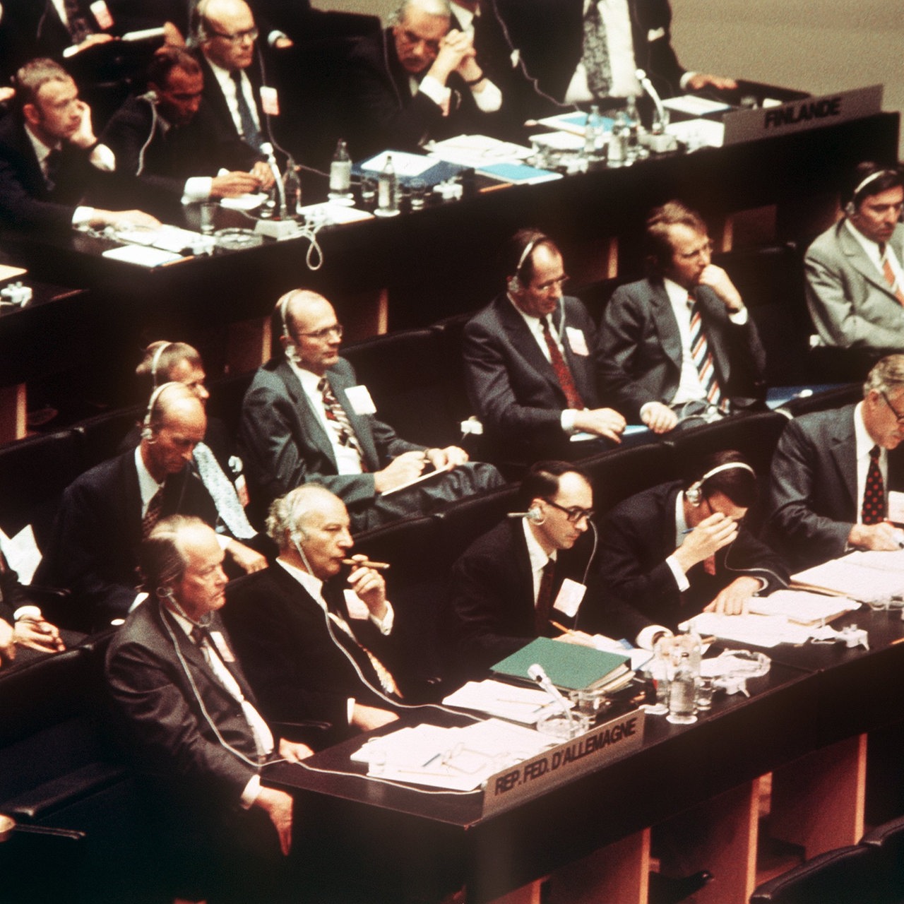 Die Delegation der Bundesrepublik während der 1. Phase der Konferenz über Sicherheit und Zusammenarbeit in Europa (KSZE) im Finlandia-Haus in Helsinki/Finnland 1973