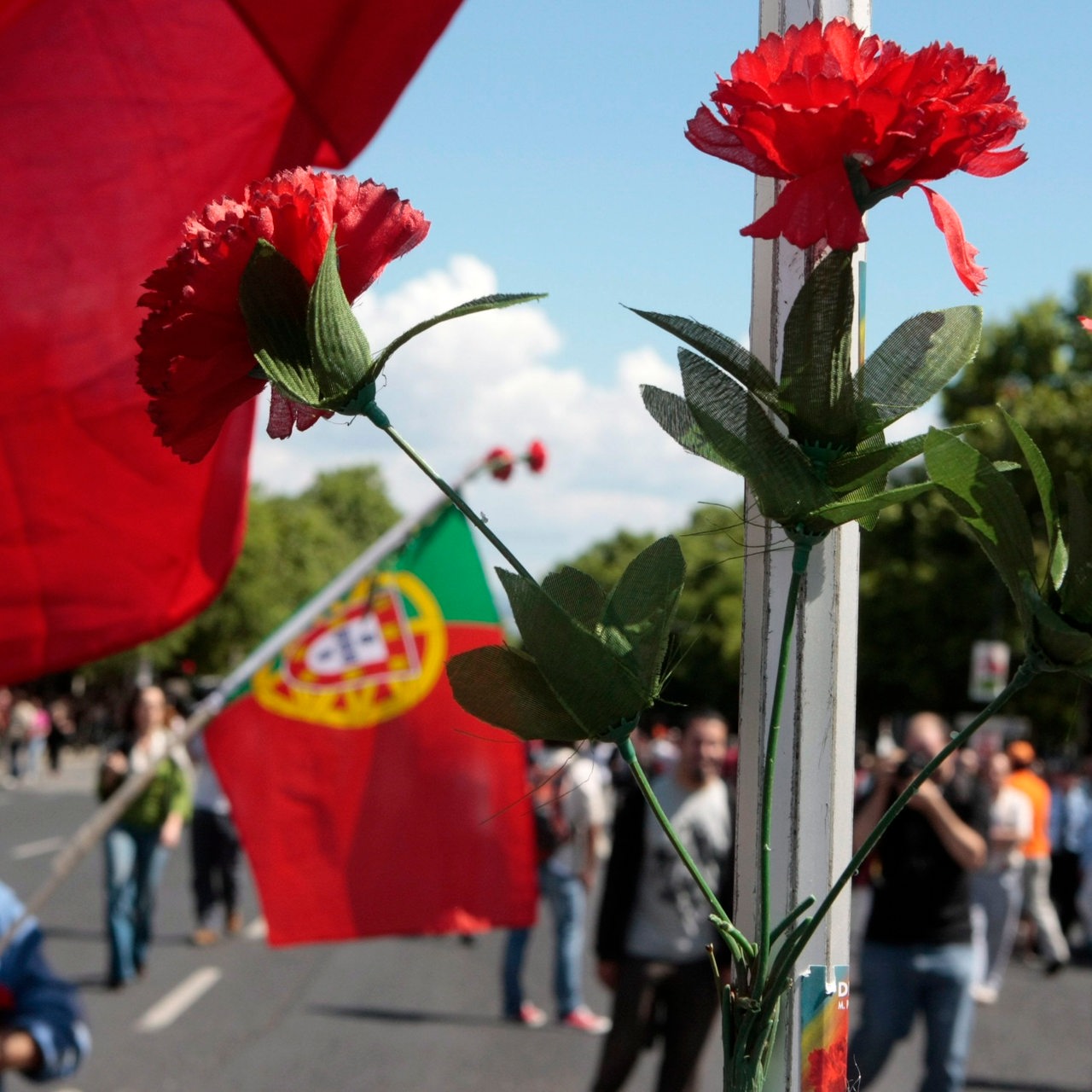 25. April 1974: Die "Nelkenrevolution" in Portugal beginnt