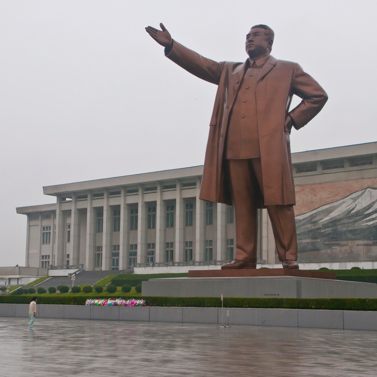 Das Kim Il Sung-Denkmal am Mansu-Hügel, Pjöngjang, Nordkorea