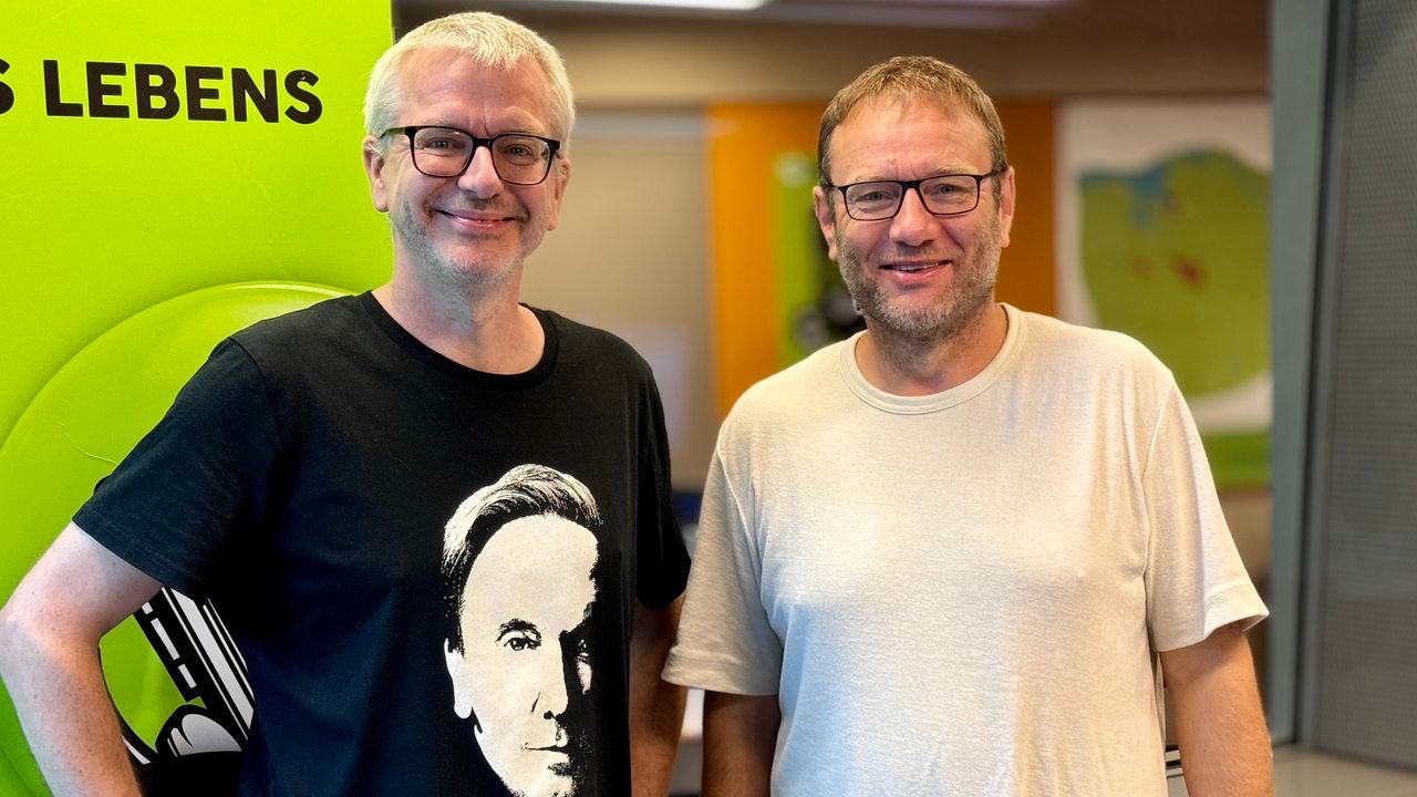 Cheftrainer der Werder-Frauen Thomas Horsch bei Juk im Morgen